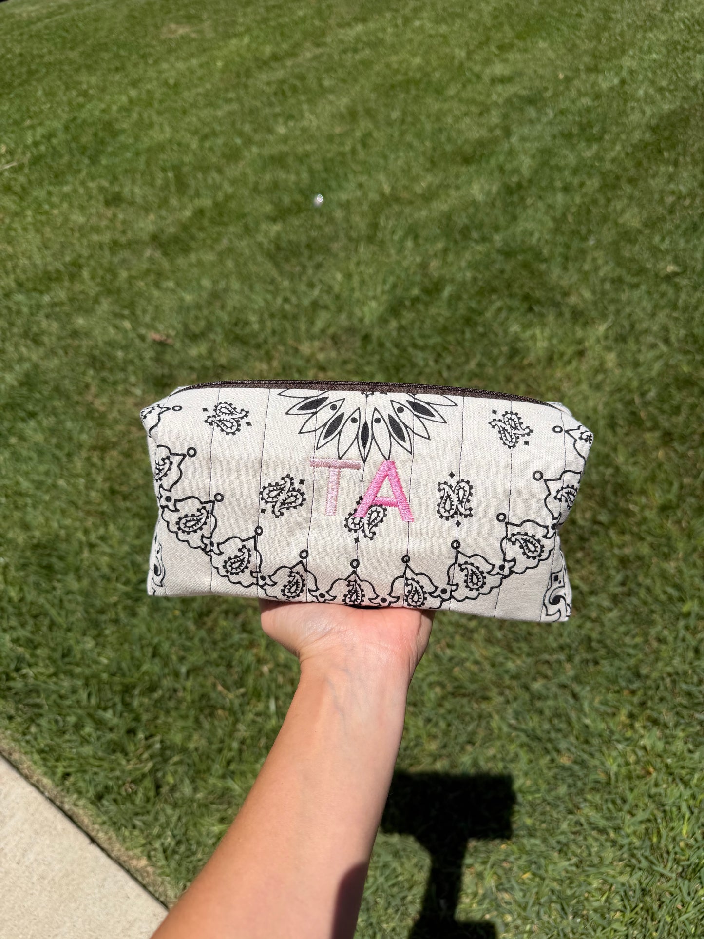 Small Zipper Pouch